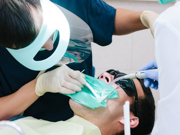 Имплантация зубов Dentium всего за 29500 ₽
